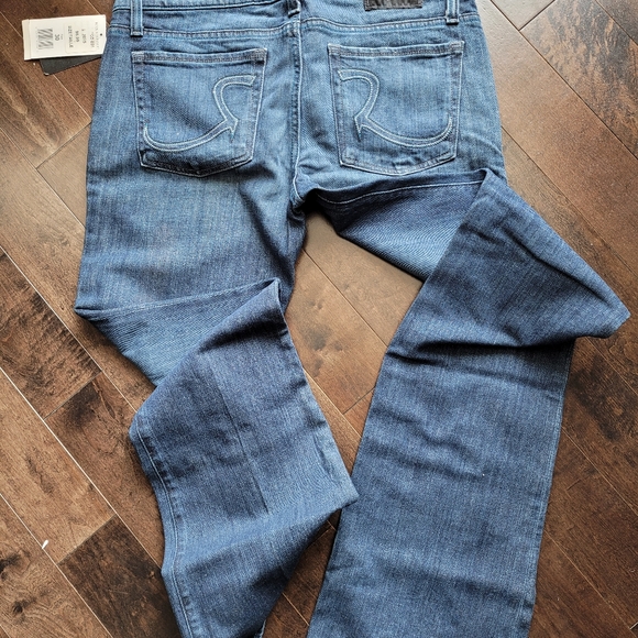 Woman's Rock & Republic jeans - Picture 7 of 9